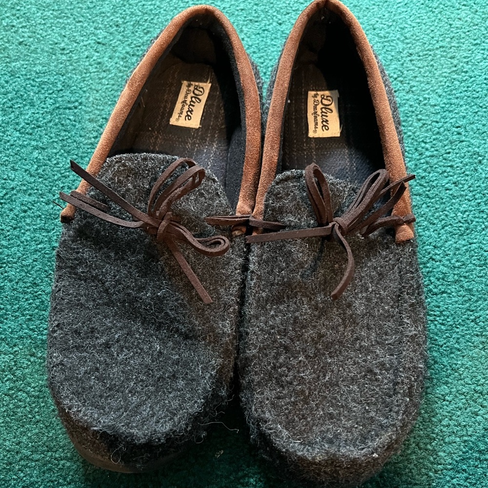 Dearfoam Slippers - Picture 2 of 4